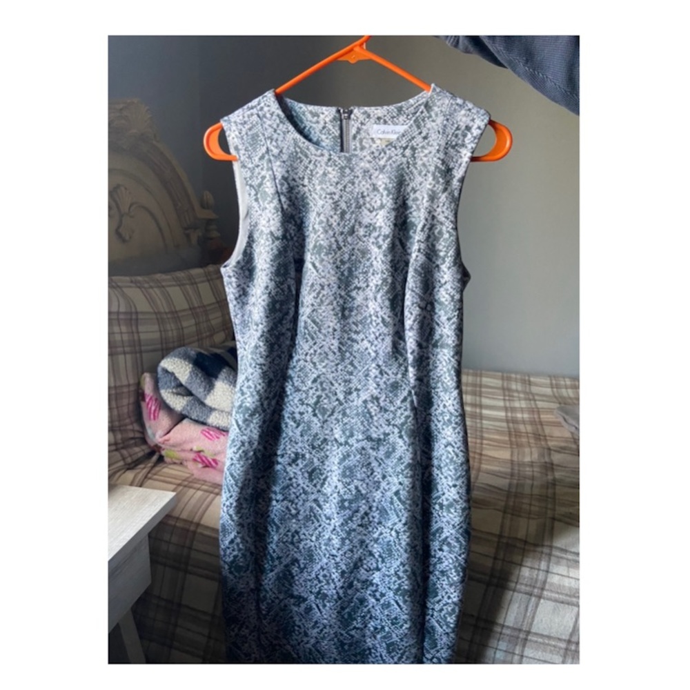 Calvin Klein White/Green Scale Patterned Dress